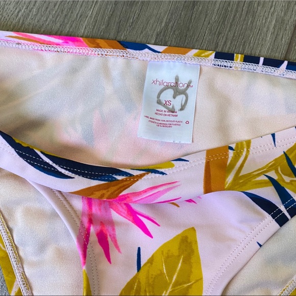 Xhilaration Tropical Print Bikini Bottoms Size XS - Picture 5 of 8